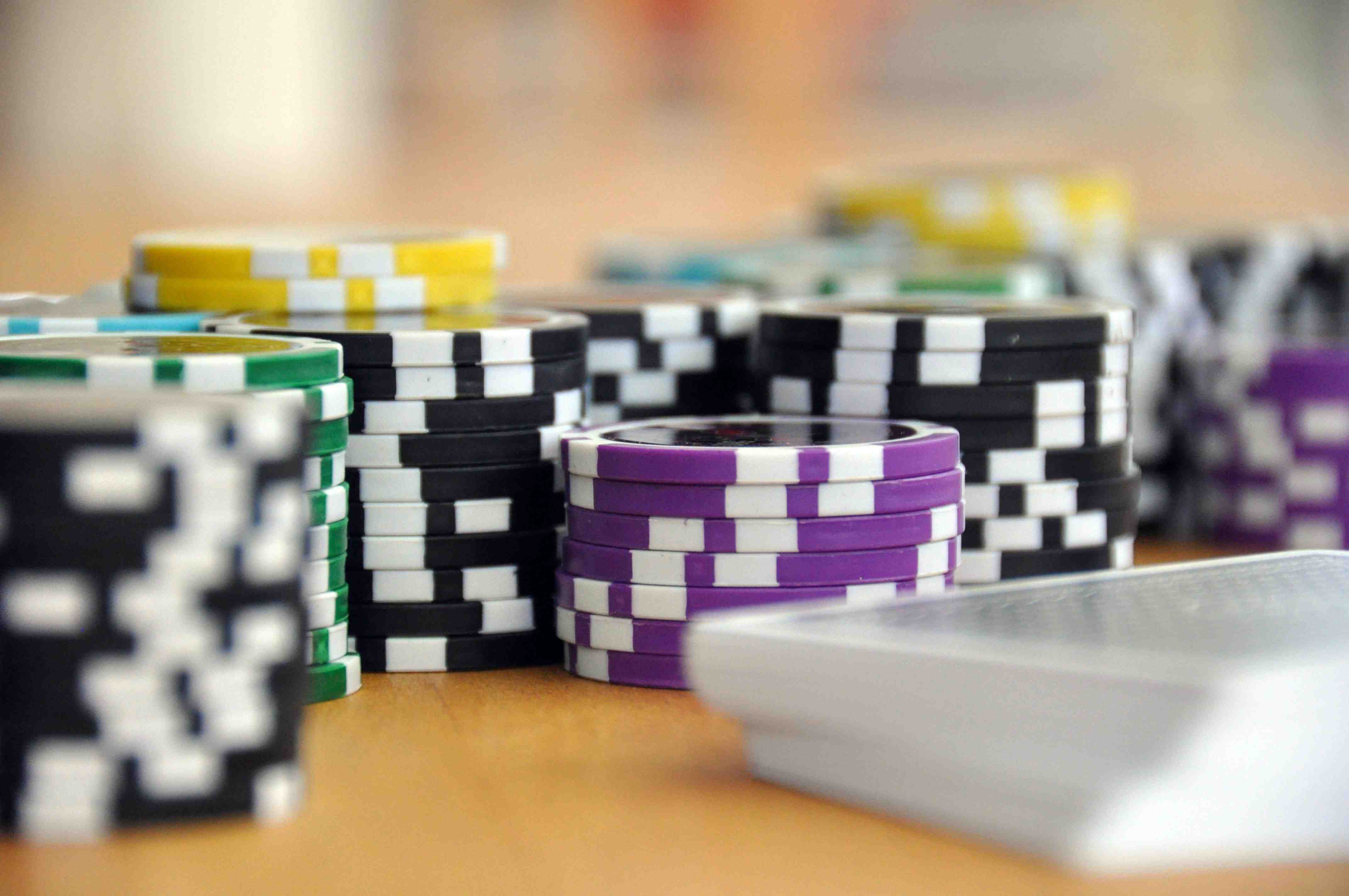 Simbol live casino interaktif rutanslot
